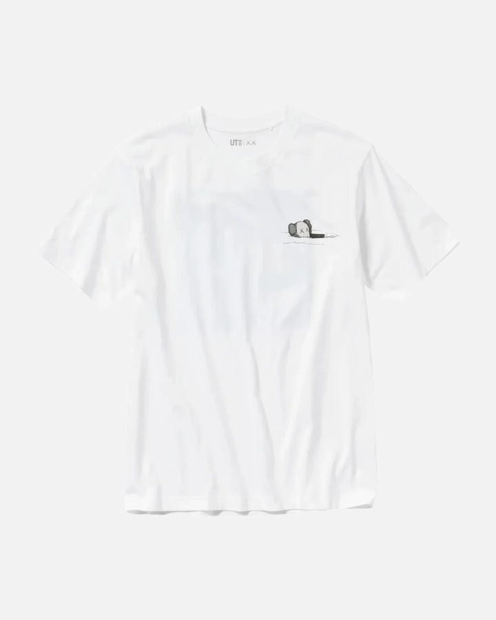 KAWS x UNIQLO UT Graphic T-Shirt &